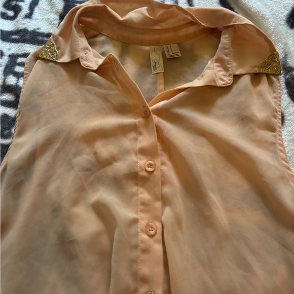 Forever 21 Tan Sleeveless Asymmetrical Blouse - Picture 2 of 2